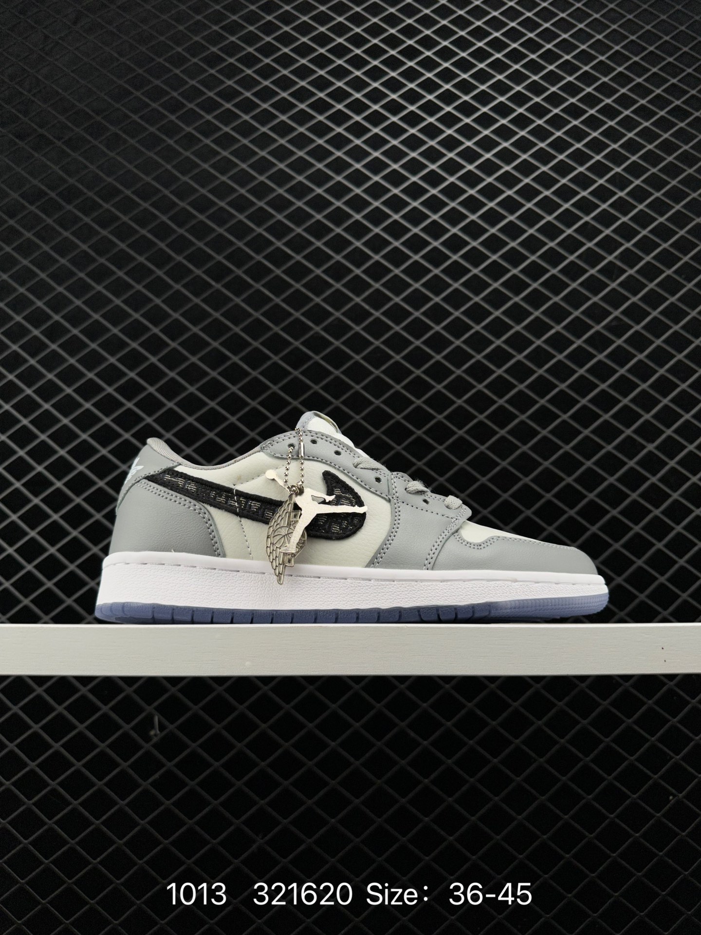 Dior x Air Jordan 1 Low Dior x Air Jordan 1 Low